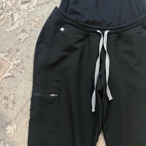Womens Fig brand maternity jogger